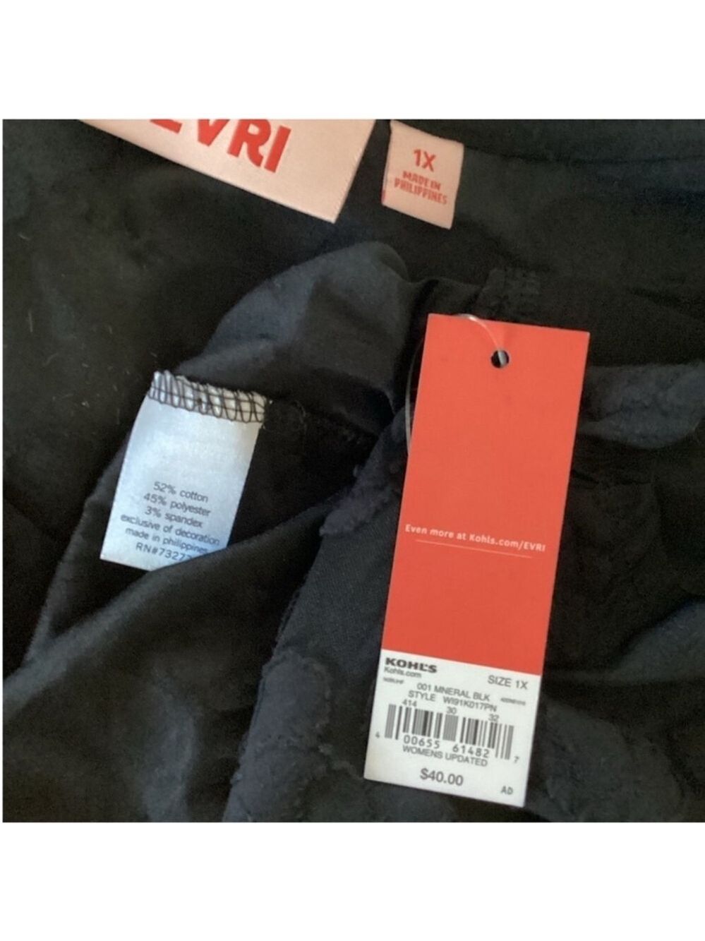 Evri textured floral short sleeve tee Woman’s size 1X plus mineral black - Picture 11 of 12
